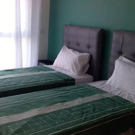 Appartement Familial Luxueux Pieds Dans L'Eau 아우리르 외부 사진